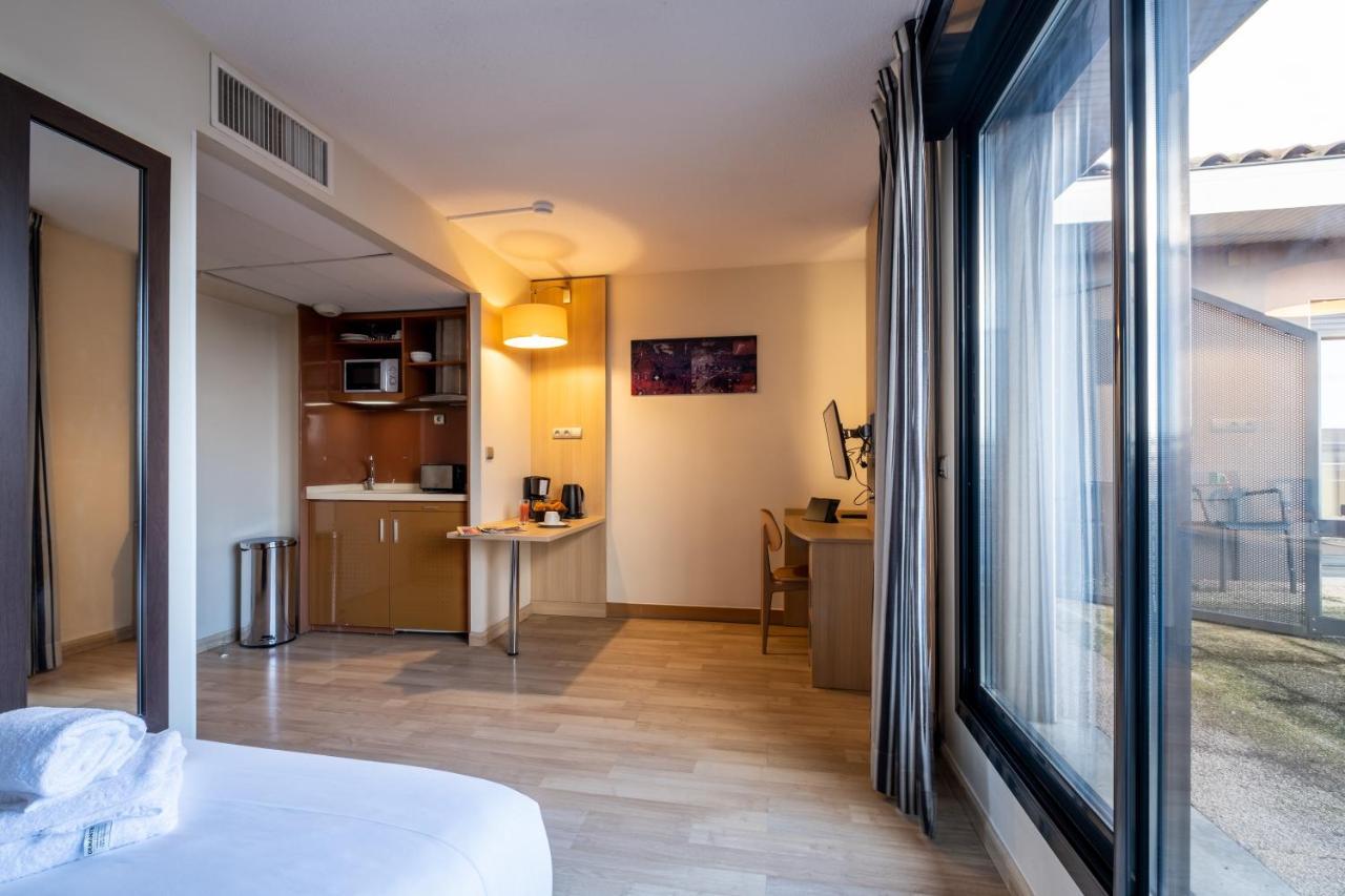 Clarion Aparthotel Toulouse Blagnac Airport Экстерьер фото